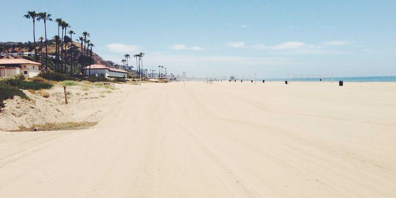 奢侈品级礼品定制：用贵金属、皮革与水晶打造专属纪念意义