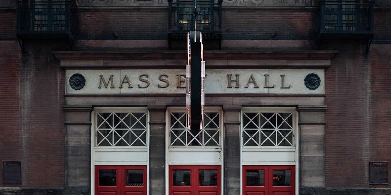 宠物经济新蓝海：礼品定制与纪念品如何掘金“毛孩子”专属周边市场