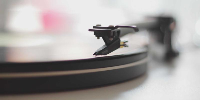 年末客户关系升级：会计师与税务师事务所的BB礼品定制策略——实用财税工具与个性化日历方案