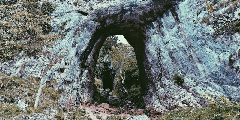 沉浸式剧本杀企业定制：文创公司如何开发BB礼品与创意礼物新蓝海