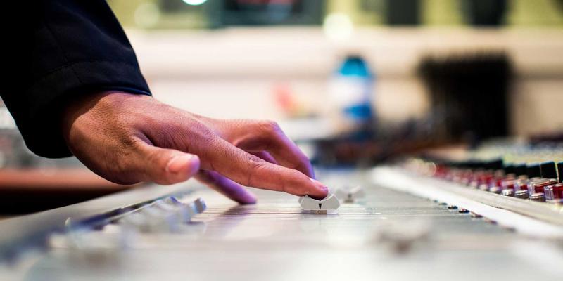 礼品定制新趋势：BB礼品如何用创意与个性化重塑送礼体验