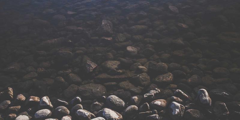 科技公司礼品定制策略：如何选择兼具创新与实用的技术周边产品